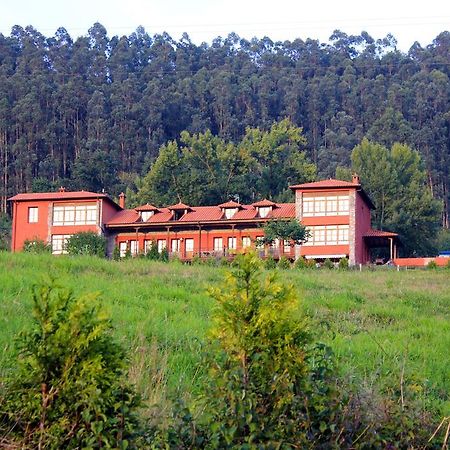 Escuelas De Fuentes Villaviciosa  Exteriér fotografie
