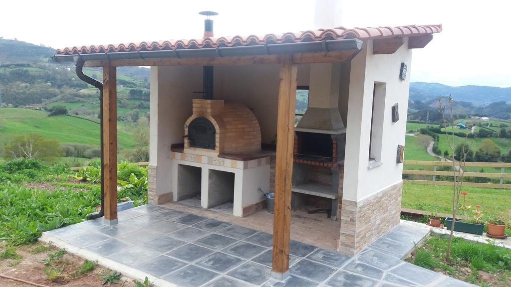 Escuelas De Fuentes Villaviciosa  Exteriér fotografie